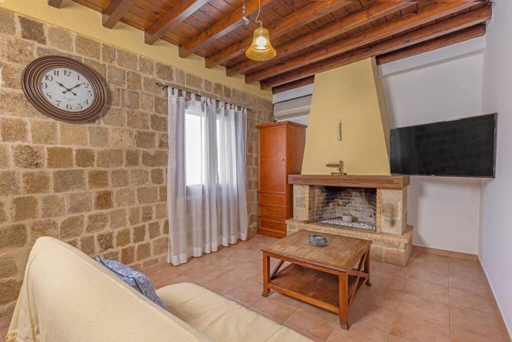 Margaritis Luxury Medieval House Rhodes City Exterior photo